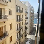 My Apartment To Rent One Room
